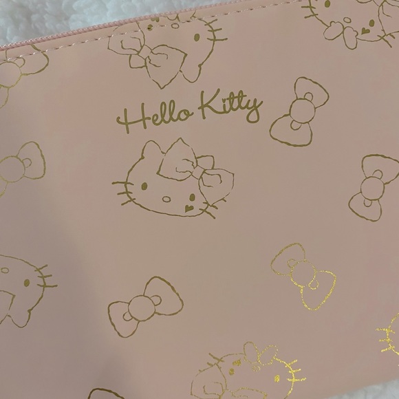 Hello Kitty pouch - Picture 4 of 4